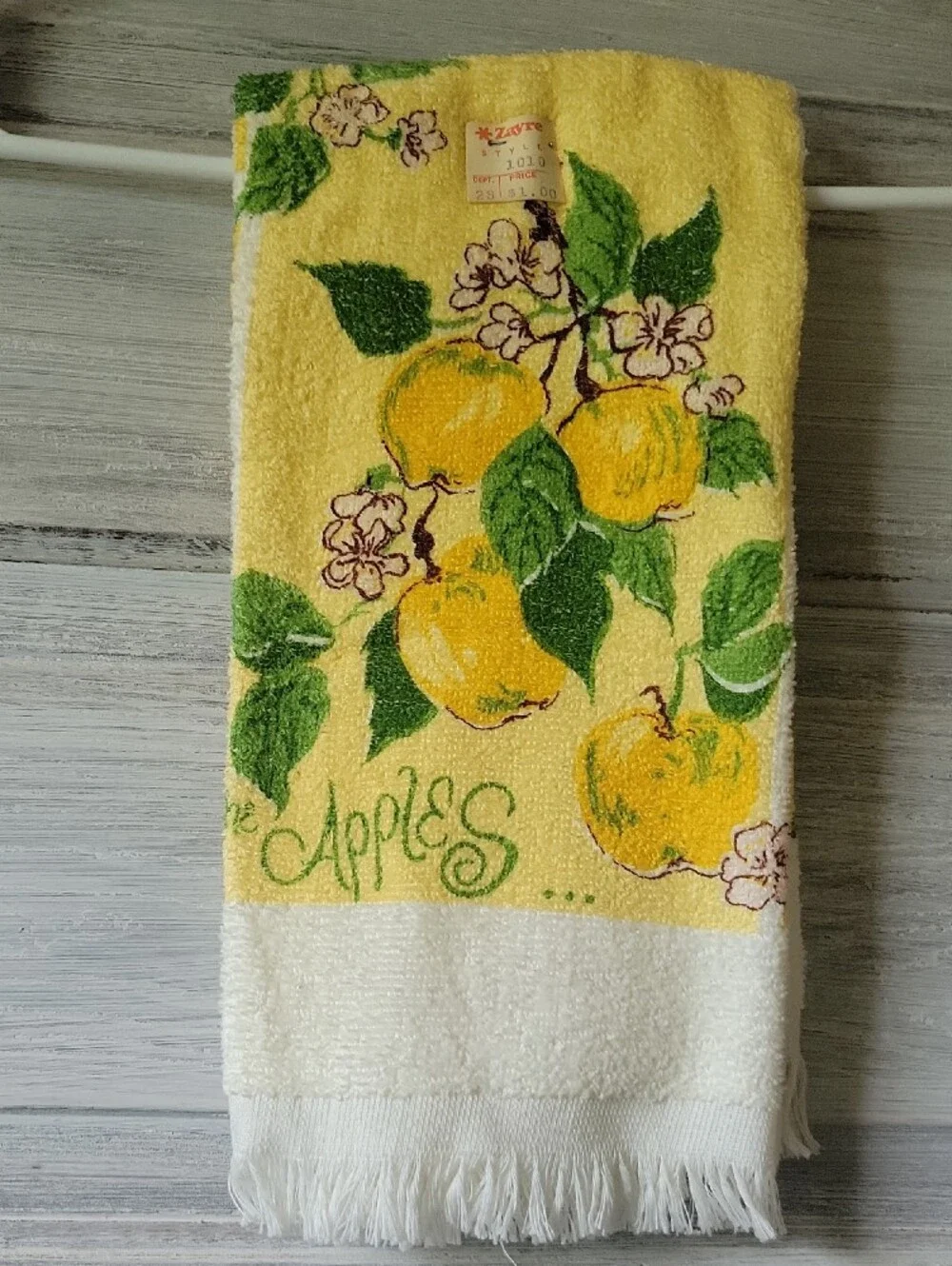 Vintage 1970s Zayre Terry Cloth Kitchen Towel  Fringed Yellow Apples Pears Retro